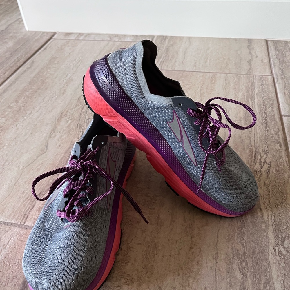 Womens Altra Duo 1.5 Running Shoe Grey